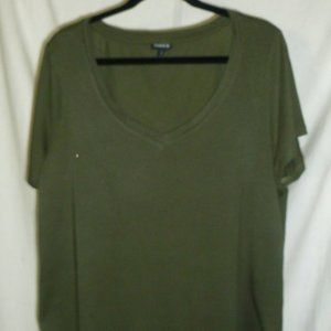 Torrid 2 V Neck Girlfriend Heritage Cotton Short Sleeve Tee 18 Olive Army Green
